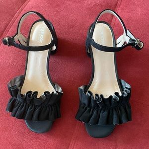 Like New, GEOX Pristine Block Heel Leather Ruffled Sandals, 36